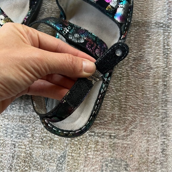 Alegria Verona Colorful Floral Sandals Black Boho Comfort Leather 7 Slip Hippie - Picture 6 of 13